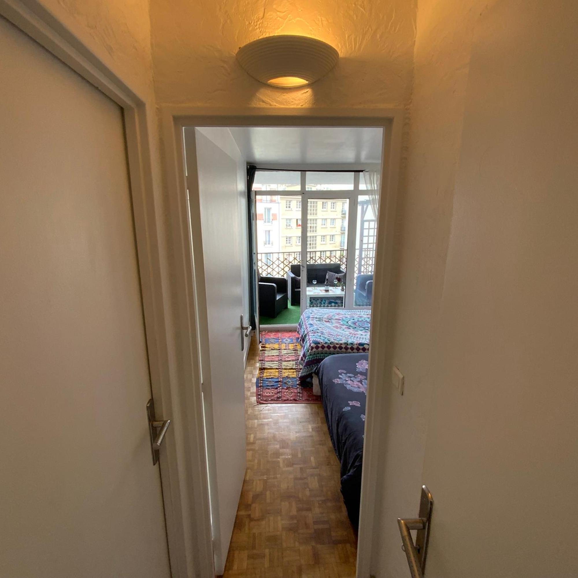 Chambre Chez L'Habitant Pres De Tour Eiffel Paris Exterior photo